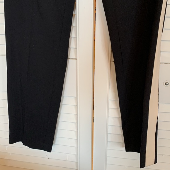 VINCE Pants Black with off white stripe - Picture 2 of 7